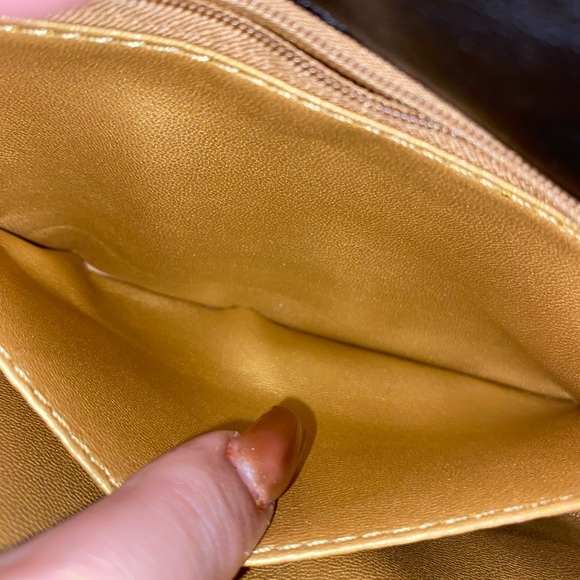 Fashion Elegant Black Quilted Pearl Crush Mini Crossbody with Gold Mono Accents - Picture 13 of 14